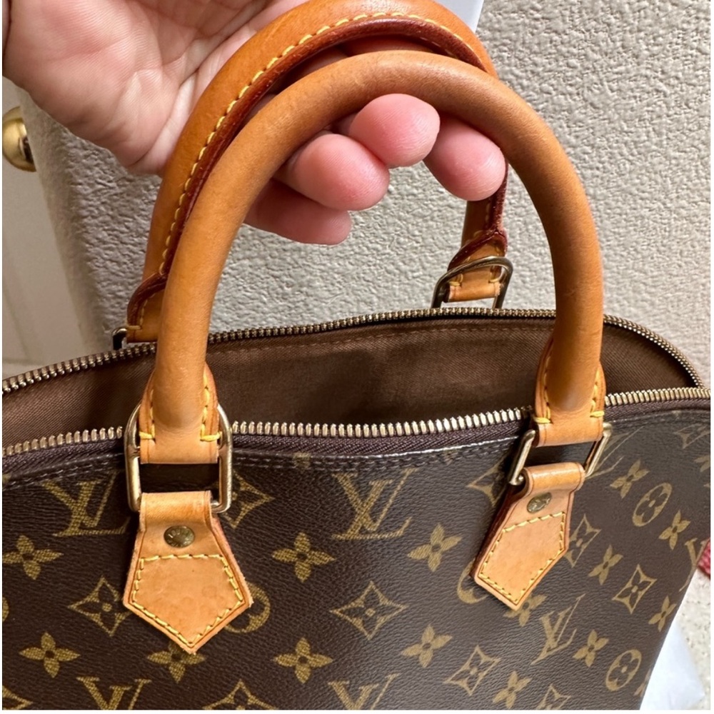 Louis Vuitton Alma PM 💯 % authentic - Picture 12 of 17